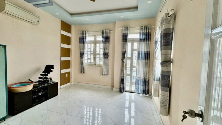 Bán nhà quận 10, đường Điện Biên Phủ, 42m2, 5 tầng, hẻm xe hơi, 10.3 tỷ