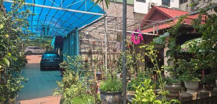 bán nhà mặt phố Ngọc Thuỵ, 1 ngõ ôtô tránh, 325m, nở hậu, full thổ cư