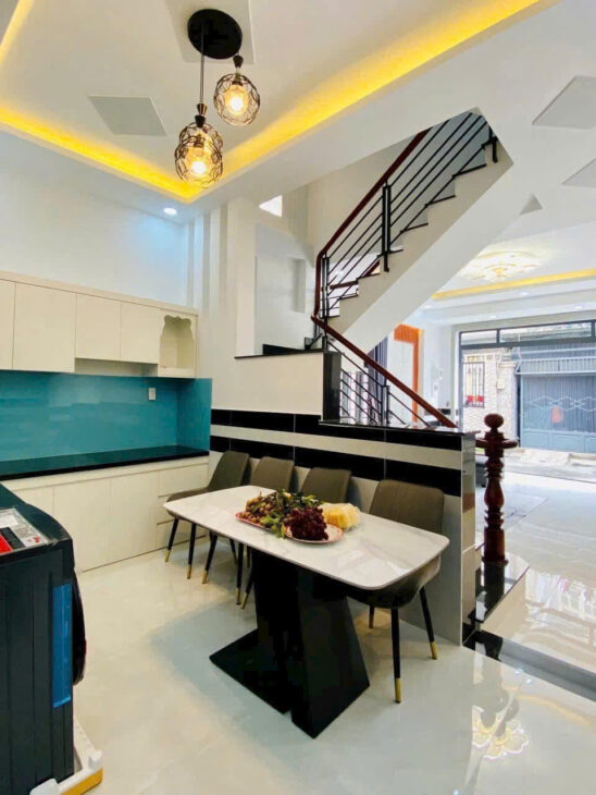 Nhà đẹp ,Bùi quang là ,hẻm xe hơi Full Nội Thất. Chỉ 5.15 Tỏi