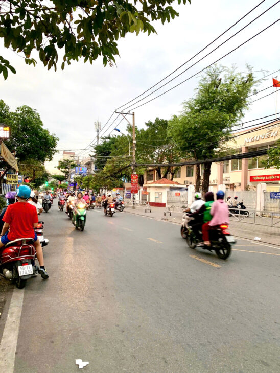 MẶT TIỀN LÊ VĂN LƯƠNG QUẬN 7- BÁN GÌ CŨNG ĐẮT HÀNG-CHÍNH CHỦ 1 ĐỜI