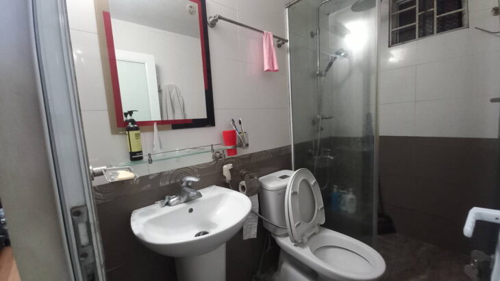 Nhà 52m², 4 Tầng, Ô Tô 7 Chỗ, Đường Rộng, Gần Aeon Long Biên