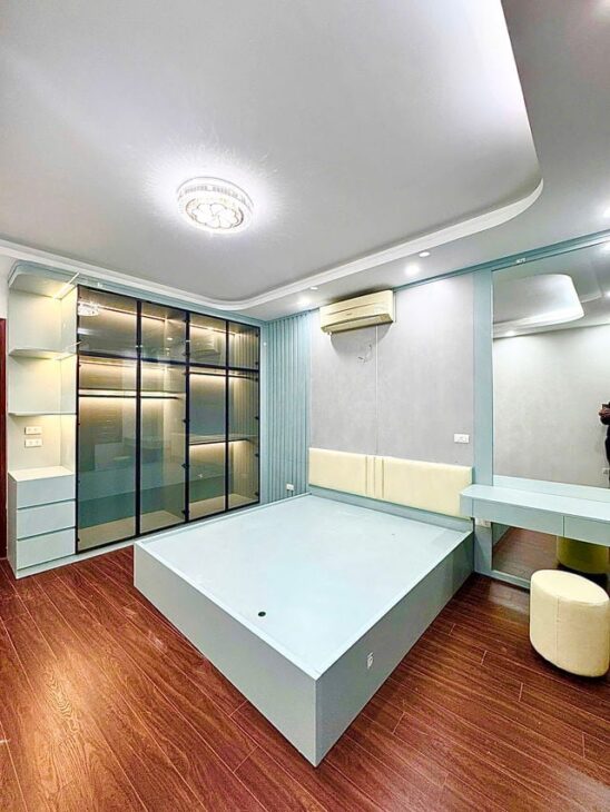 HIẾM HIẾM BÙI XƯƠNG TRẠCH THANH XUÂN,32M2x5T,LÔ GÓC,Ô TÔ VÀO NHÀ,NGÕ THÔNG,NHÀ ĐẸP Ở NGAY.