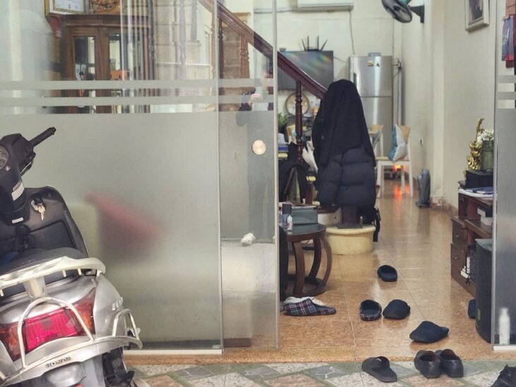 CHÍNH CHỦ CẦN BÁN NHÀ GẤP TẠI ĐƯỜNG LẠC LONG QUÂN, PHƯỜNG NGHĨA ĐÔ, Q. CẦU GIẤY, TP. HÀ NỘI