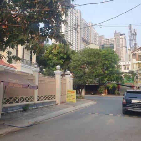 HÀNG XÓM PHÚ MỸ HƯNG – KHU VỰC DÂN TRÍ CAO KHU NHÀ PHỐ, BIỆT THỰ – HOÀNG QUỐC VIỆT