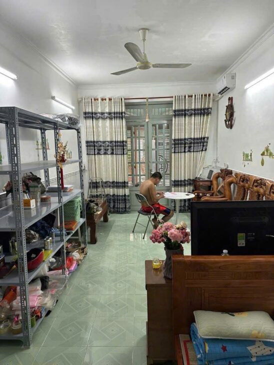 BÁN NHÀ VƯỜN LÀI-PHƯỜNG TÂN THÀNH-44M2-HẺM XE HƠI ĐỖ CỬA-NHỈNH 5 TỶ