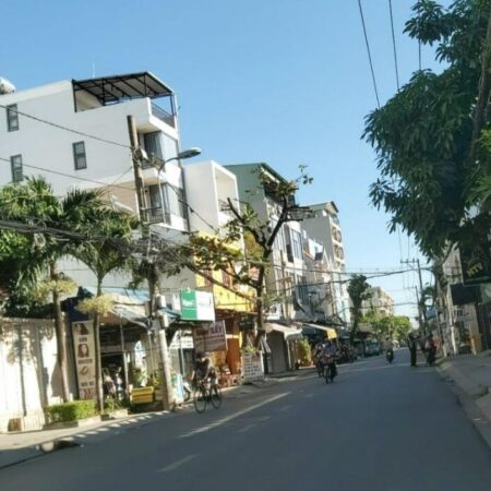 Bán nhà Gò Vấp, hẻm xe hơi đường Dương Quảng Hàm, 70M²x3 tầng, 4PN