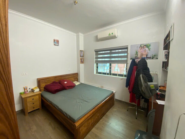 Bán Nhà 5 Tầng – Hoàng Hoa Thám, Tây Hồ, 33m², Giá 6 Tỷ, Ô Tô Qua Nhà