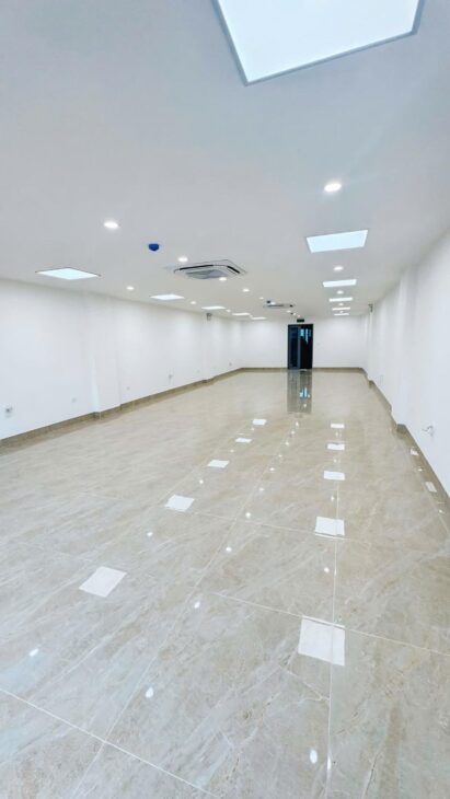 BÁN TÒA NHÀ MẶT PHỐ HOÀNG VĂN THÁI – VỈA HÈ – THANG MÁY – 120M2 – 8 TẦNG – THÔNG SÀN CHỈ 75 TỈ