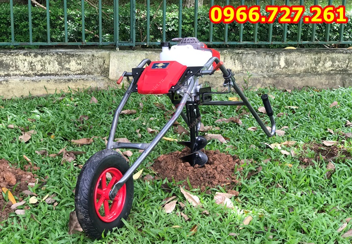 Máy khoan đất khoan lỗ trồng cây có khung xe đẩy Mitsubishi TB43