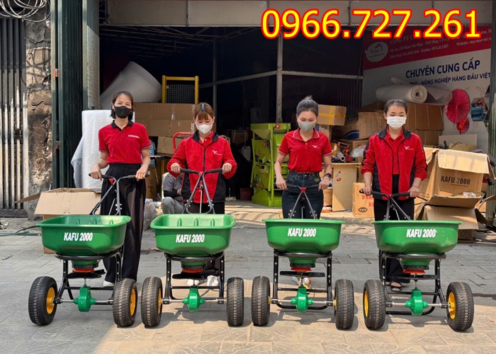 Máy rải phân bón đẩy tay Turbo KF2000