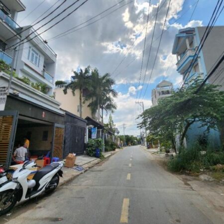 🚛 BÁN NHÀ CẤP 4 HIỆP BÌNH PHƯỚC – 96M², Ô TÔ NGỦ TRONG NHÀ, GIÁ CHỈ 2.75 TỶ! 🔥🏡