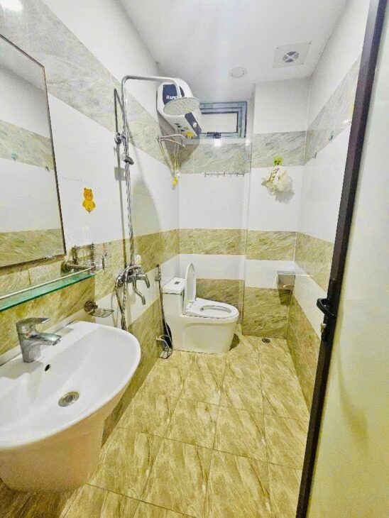 BÁN NHÀ TRƯƠNG ĐỊNH HAI BÀ TRƯNG 6 TẦNG THANG MÁY GẦN PHỐ CỰC THOÁNG SÁNG 13 TỶ
