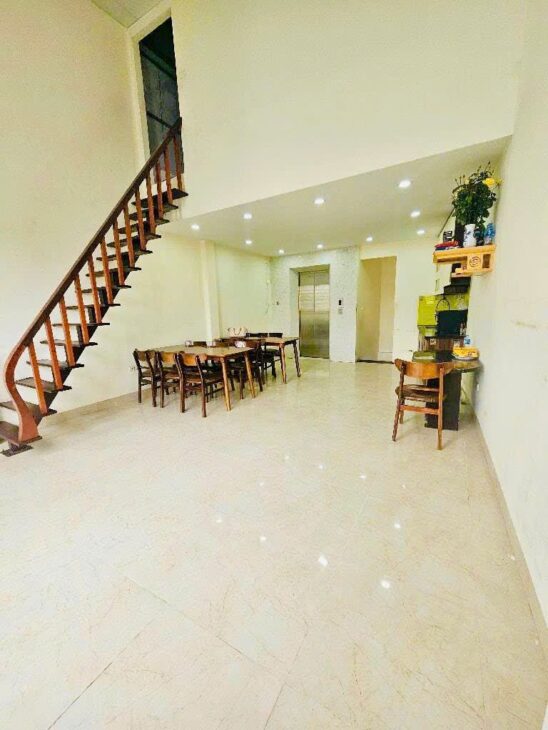 BÁN NHÀ TRƯƠNG ĐỊNH HAI BÀ TRƯNG 6 TẦNG THANG MÁY GẦN PHỐ CỰC THOÁNG SÁNG 13 TỶ