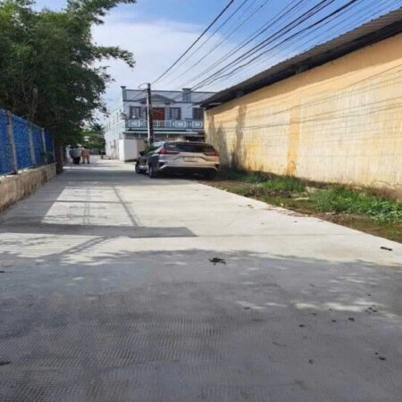 Gia đình có công việc cần bán gấp đất hẻm đường Trung Lập
