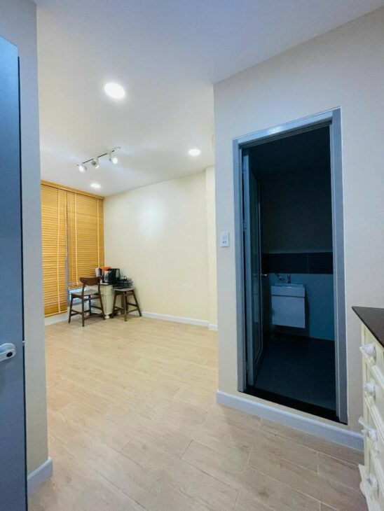 MT HẺM KD SẦM UẤT – NGANG 5M – NHÀ 2 TẦNG – THU NHẬP 20TR/THÁNG – NHỈNH 10 TỶ
