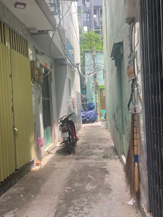 NHÀ CẤP 4 RẺ NHẤT KHU VỰC-BÁN NHÀ LÂM VĂN BỀN