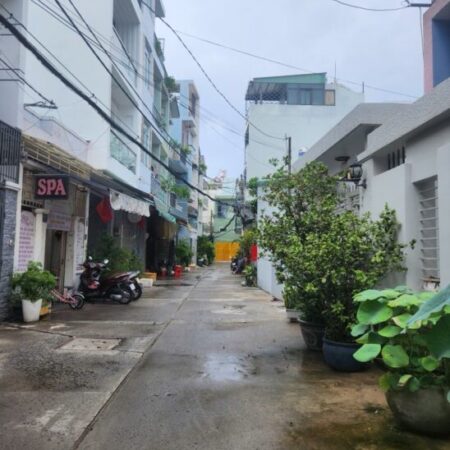 BÁN NHÀ VỊ TRÍ ĐẸP, 2 TẦNG, XE HƠI CHẠY NGAY TÂN QUÝ, TÂN QUÝ, TÂN PHÚ