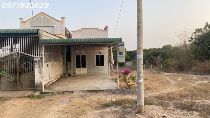 Đất Mặt Tiền Nguyễn Chí Thanh, Lagi: 3160m², Tặng Nhà Cấp 4, Giá Chỉ 3.2 Triệu/m²