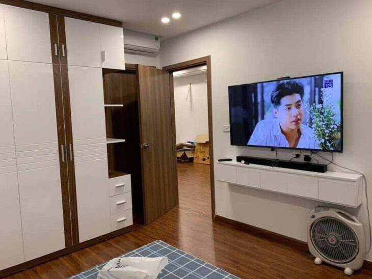 Bán chung cư, 70m , 3 ngủ, lô góc, phố Vĩnh Tuy , 1 tỷ 600
