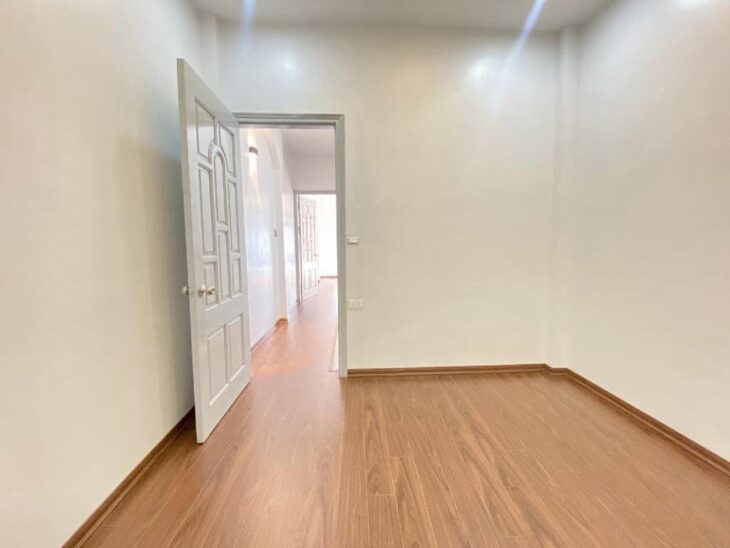 CHỈ 2T5 BÁN NHÀ- QUẬN 7 – 2 TẦNG – NGANG 5M – NHÀ MỚI TINH, SỔ HỒNG TRAO TAY