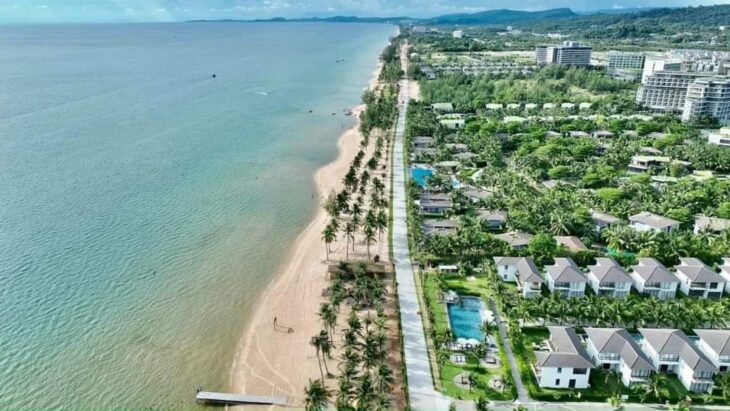 Căn biệt thự rẻ nhất mặt đường tỷ đô Bãi Trường chỉ 15 tỷ lh 0939 439 474