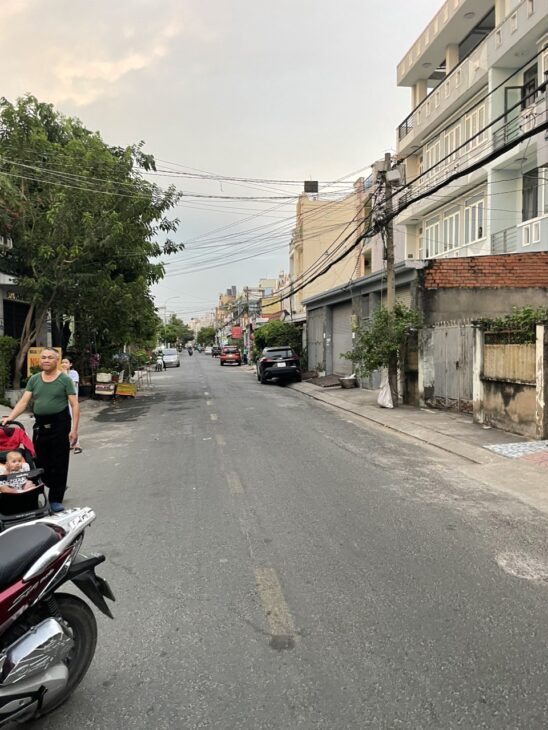 Bán đất mặt tiền 6x45m giá 10 tỷ Đường Trịnh Thị Miếng