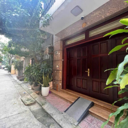 BIỆT THỰ LẠC LONG QUÂN – GẦN HỒ TÂY – LÔ GÓC 3 THOÁNG – Ô TÔ VÀO NHÀ – 90/96M CHỈ 24 TỶ BIỆT THỰ LẠC LONG QUÂN – GẦN HỒ TÂY – LÔ GÓC 3 THOÁNG – Ô TÔ VÀO NHÀ – 90/96M CHỈ 24 TỶ