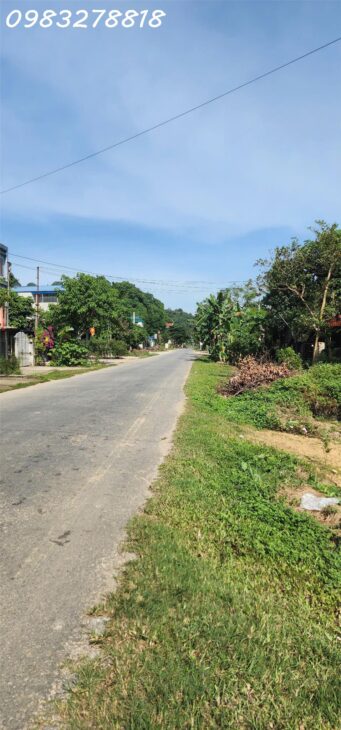 đất thị trấn Ba Hàng Đồi, mặt đường 12b