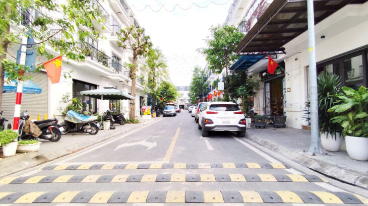 Bán nhà khu đô thị Việt Phát Vĩnh Niệm, 63m 4 tầng, đường 12m vỉa hè, Giá 5.2 tỉ