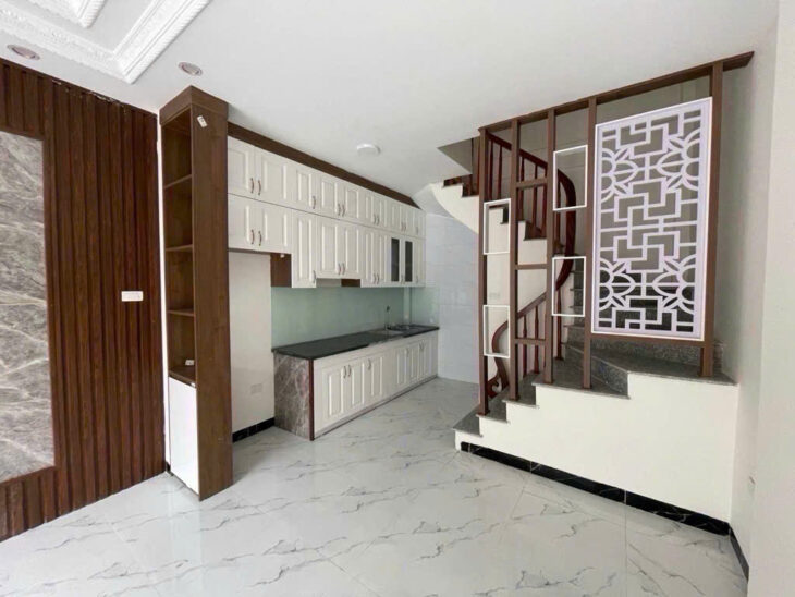 Giá sốc! Bạn đang tìm kiếm căn nhà đáng mơ ước tại VƯƠNG THỪA VŨ? 29m2, Gần Phố, Dân Trí Cao, Chỉ