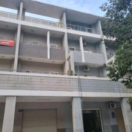 441M – THỦ DẦU MỘT – 7.5 TỶ – – 4 TẦNG – SỔ ĐỎ . ĐẦU TƯ TIỀM NĂNG CẠNH PHÒNG CÔNG CHỨNG TP MỚI