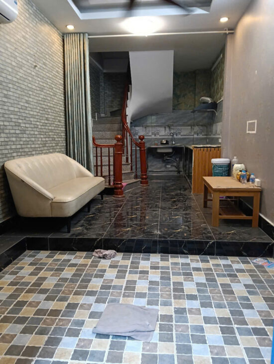 Bán gấp giá rẻ Trương Định 33m, 4 tầng, mặt tiền 3m, 10.4 tỷ Hoàng Mai.