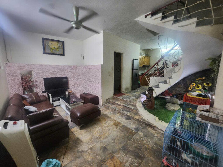 Bán nhà ngõ Hoang Văn Thái – Khu phân lô Quân Đội – Ô tô đỗ cưả – 51m – Giá 6.5 Tỷ