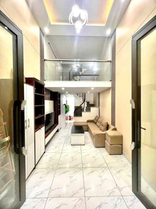 20 Tỷ sở hữu nhà dân xây 5 tầng phố Tam Trinh – quận Hai Bà Trưng, ô tô đỗ cửa