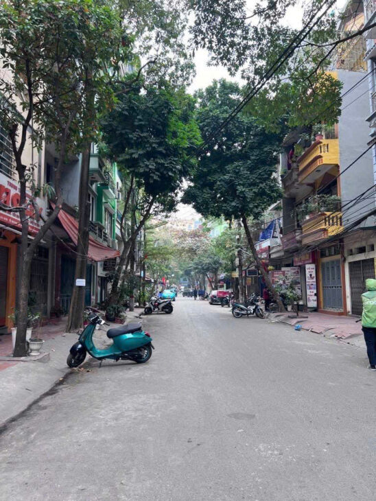 20 Tỷ sở hữu nhà dân xây 5 tầng phố Tam Trinh – quận Hai Bà Trưng, ô tô đỗ cửa