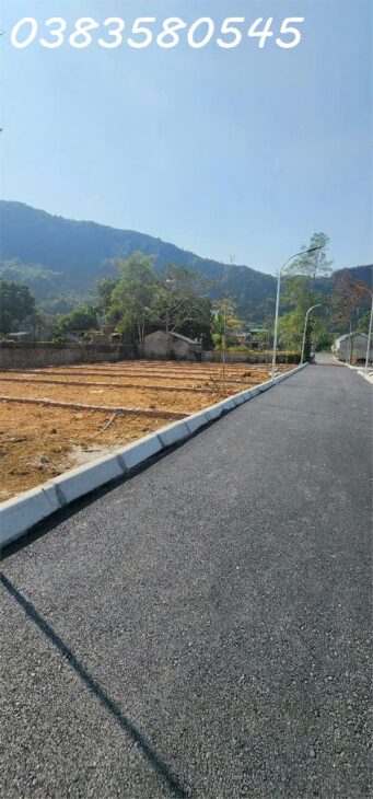 Đất vị trí siêu đẹp ở thị trấn Ba Hàng Đồi , huyện Lạc Thủy , tỉnh Hòa Bình