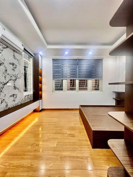 BÁN NHÀ MỚI LÔ GÓC ĐỊNH CÔNG – NGÕ THÔNG – CÁCH PHỐ CHỈ 10M