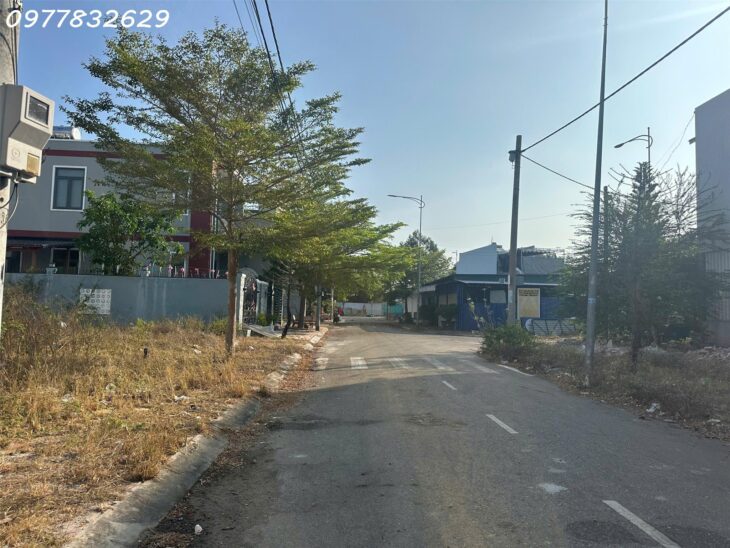 Bán đất ngộp khu dâu tằm Tân Phước, thị xã LaGi sổ riêng