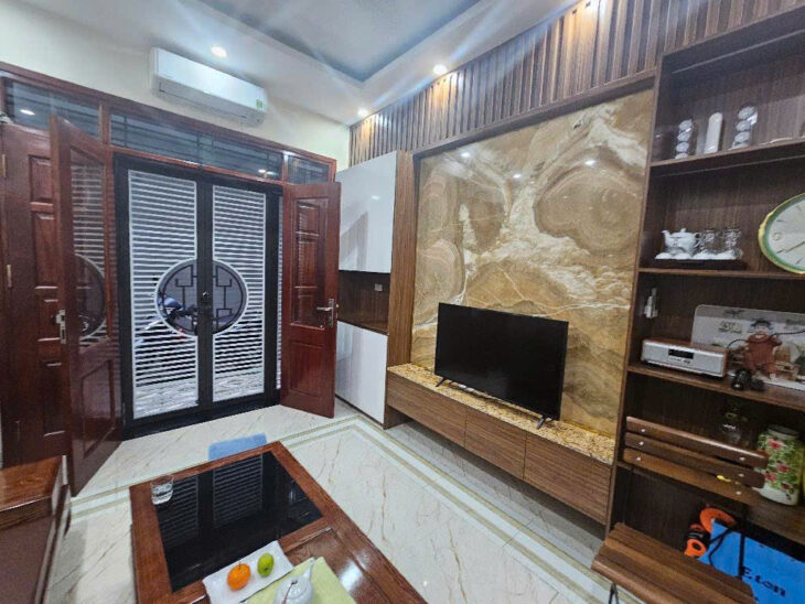 Nhà riêng đẹp, MỚI, sổ vuông đét, 31m2 * 5T NGÕ Ô TÔ tại Nam Dư – Lĩnh Nam – Hoàng Mai