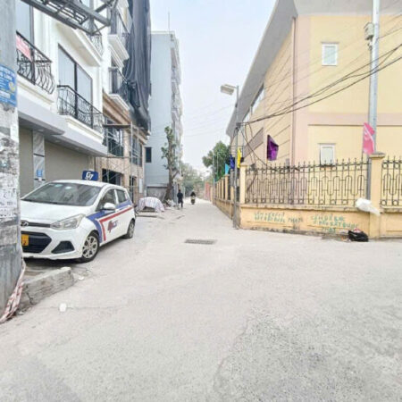 SIÊU PHẨM QUẬN HOÀNG MAI- NHÀ MẶT NGÕ – KINH DOANH – NGÕ THÔNG – Ô TÔ ĐỖ SÁT NHÀ 32m2 x 5 tầng