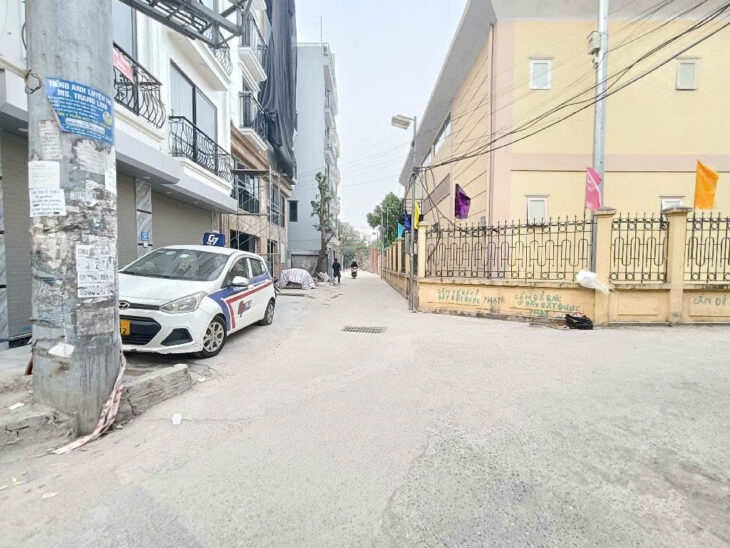 SIÊU PHẨM QUẬN HOÀNG MAI- NHÀ MẶT NGÕ – KINH DOANH – NGÕ THÔNG – Ô TÔ ĐỖ SÁT NHÀ 32m2 x 5 tầng