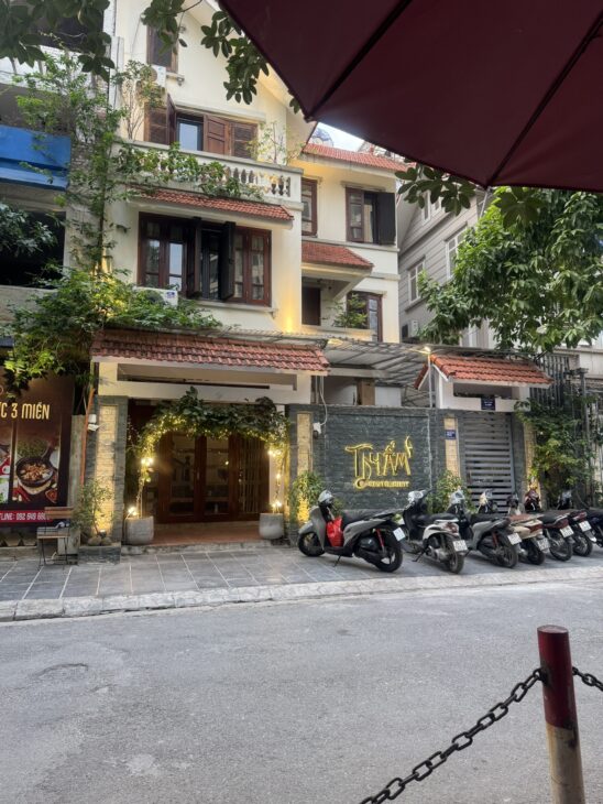 Bán biệt thự song lập 160m2 mt10m Trần Kim Xuyến Trung Hoà Cầu Giấy 6x tỷ