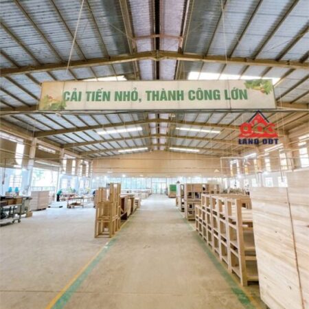 X131 Bán nhà xưởng khung thép tiền chế , đang cho thuê dòng tiền ổn định