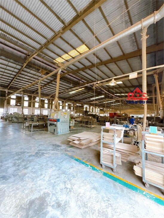 XT168 xưởng sản xuất cho thuê thu hút nhiều ngành nghề QD KCN, xưởng trống bàn giao liền