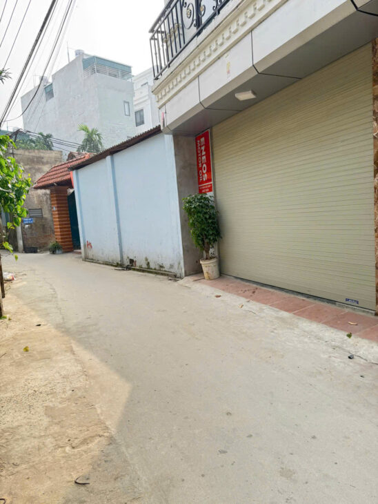 NHÀ 38M * 4 TẦNG ĐẠI TỰ KIM CHUNG HOÀI ĐỨC NGÕ THÔNG Ô TÔ QUA NHÀ