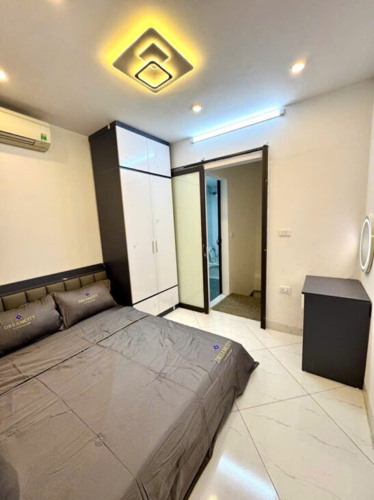 Bán Nhà Hồ Đền Lừ Đường Hoàng Mai 22m 3 Tầng 3.15Tỷ Full Nội Thất