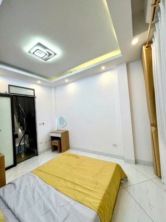 Bán Nhà Hồ Đền Lừ Đường Hoàng Mai 22m 3 Tầng 3.15Tỷ Full Nội Thất