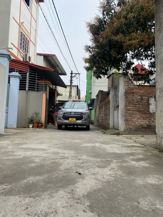 BÁN ĐẤT VIỆT HÙNG, ĐÔNG ANH, HÀ NỘI. 150M2, MT 5,82M. Ô TÔ 7 CHỖ ĐỖ CỬA. GIÁ 50TR/M