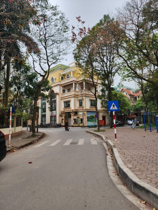 Bán biệt thự song lập 160m2 mt10m Trần Kim Xuyến Trung Hoà Cầu Giấy 6x tỷ