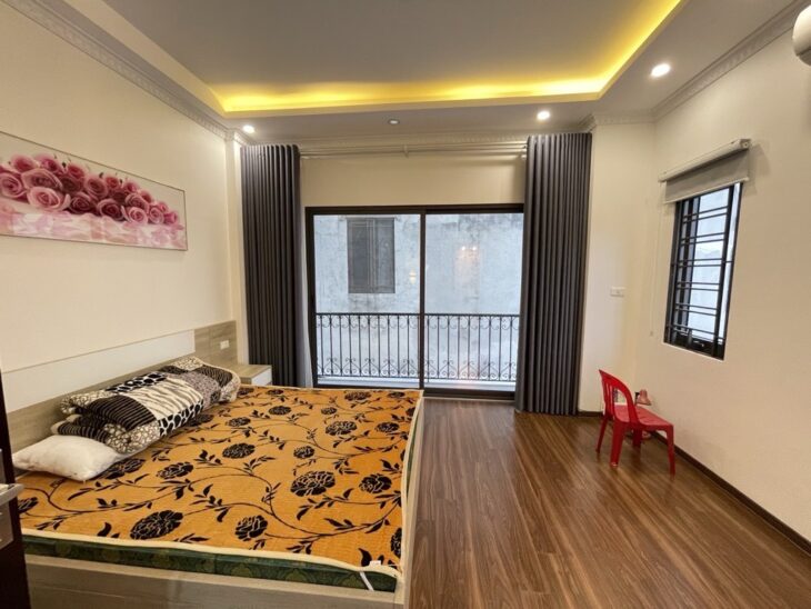 Nhà đẹp trung tâm Long Biên- Ngọc Thuỵ phân lô, 5 tầng mới tinh xách vali vào ở ngay